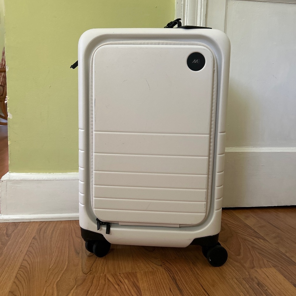 Monos Carry On Pro, White
